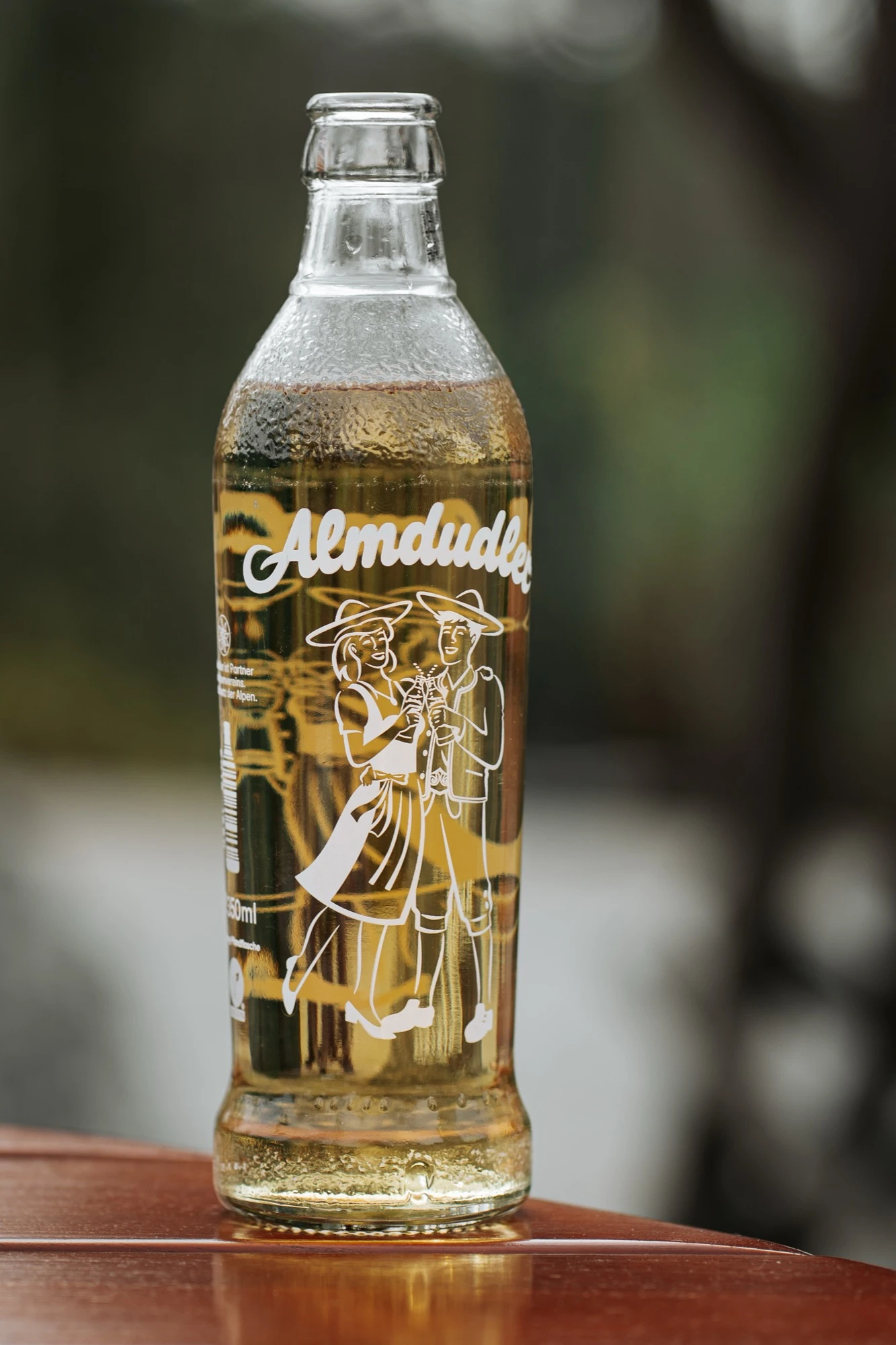 Almdudler Flasche