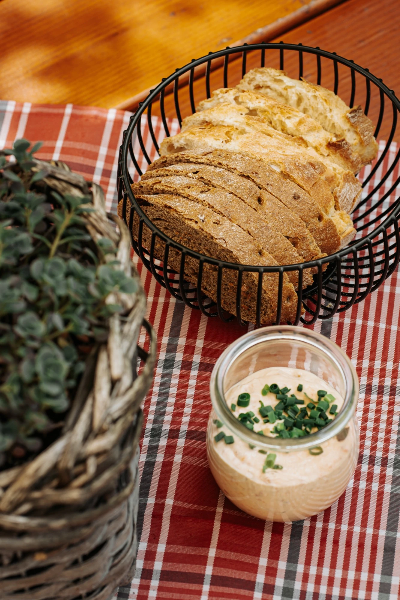 Brotkorb mit Dip